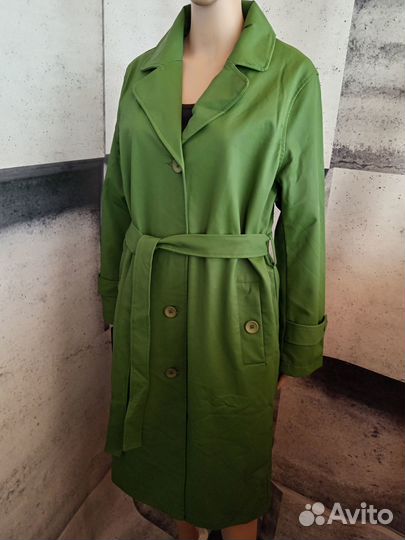 Тренч кожзам сезон осень-весна новый 50 размер