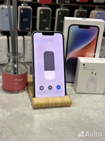 iPhone 14, 256 ГБ
