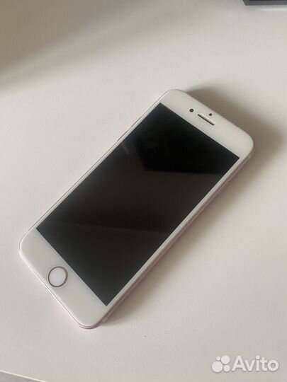 iPhone 7, 32 ГБ