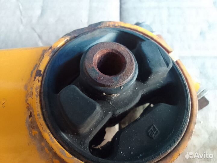 Подушка двигателя передняя усиленная Ваз 2108