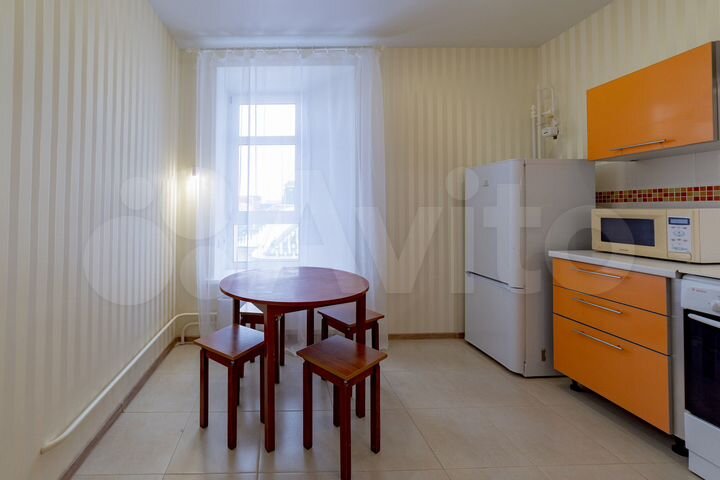 1-к. квартира, 42 м², 5/5 эт.