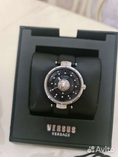 Versace versus часы