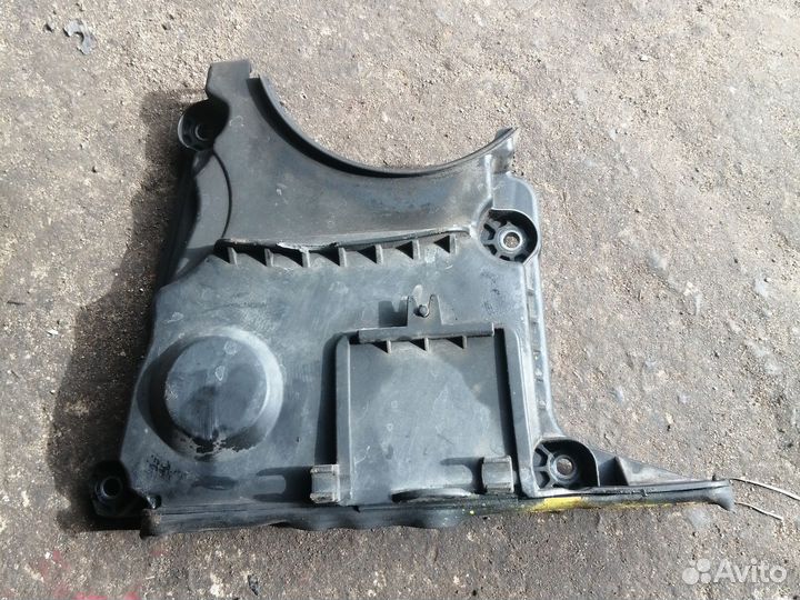 Крышка ремня грм Renault Megan 2, K4M812