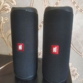 JBL Flip 5 черная