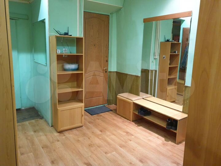 Комната 22 м² в 4-к., 3/3 эт.
