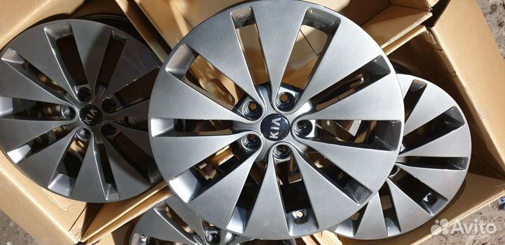 Оригинал Kia K5 Optima Seltos R18 5x114,3