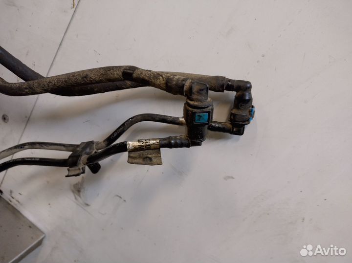 Топливная магистраль Land Rover Discovery 3