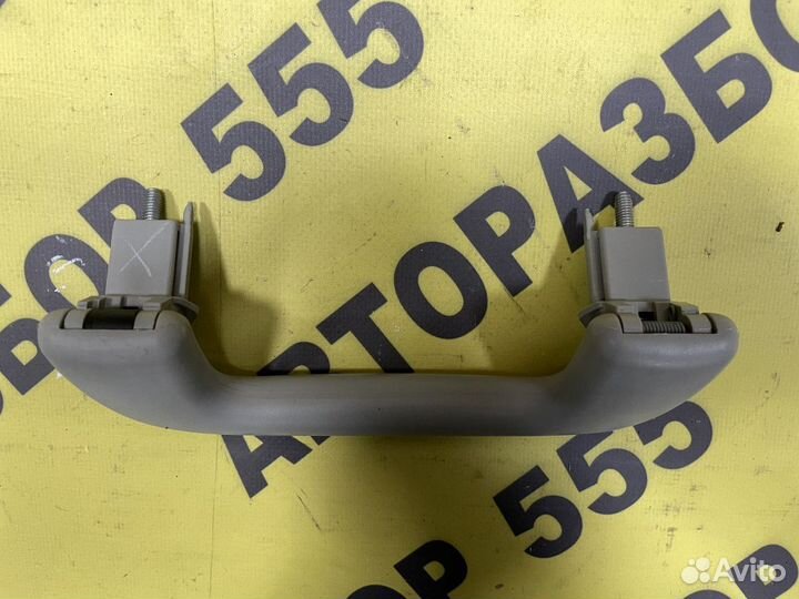 Ручка потолочная Toyota Avensis 2