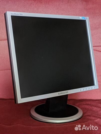 Samsung SyncMaster 740N (17