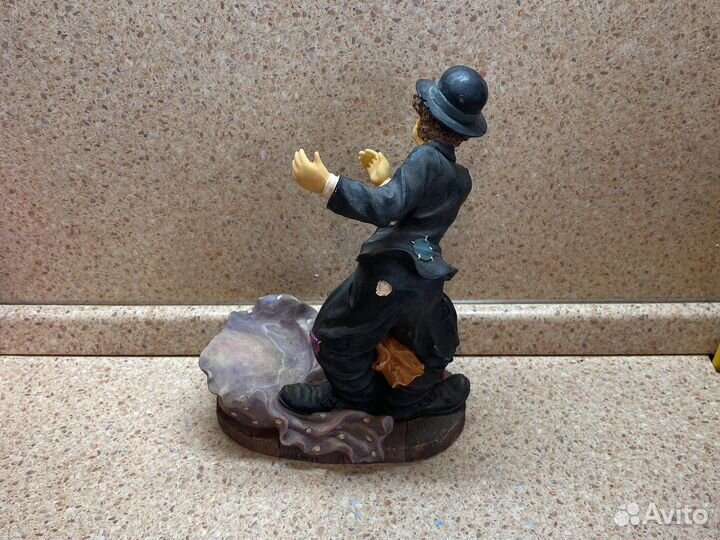 Статуэтка фарфор чарли чаплин