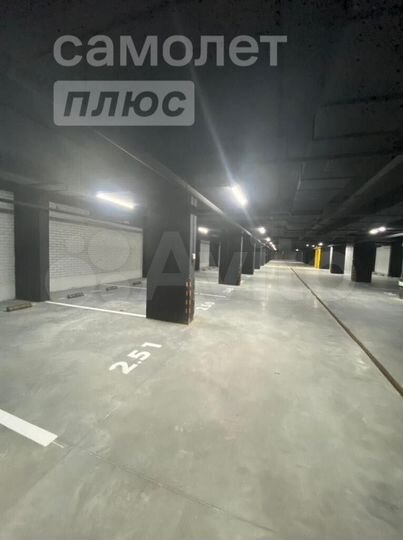 Машиноместо, 14 м²