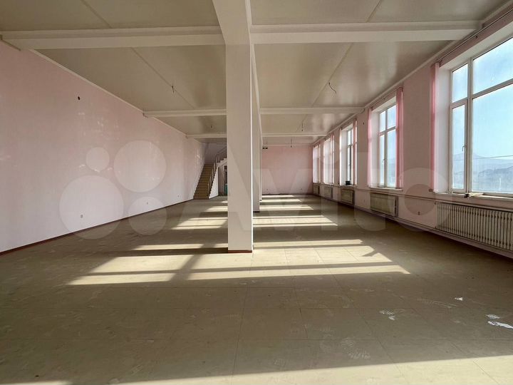 Здание, 620 м²