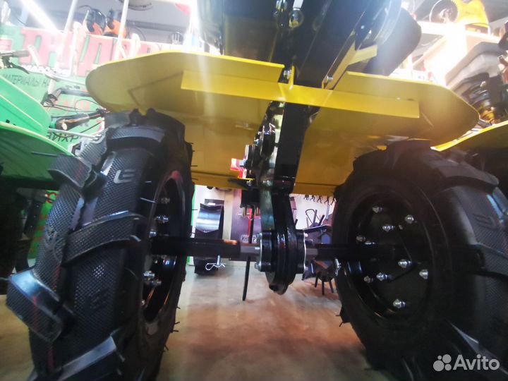 Мотоблок с колесами на 10 Huter-7500