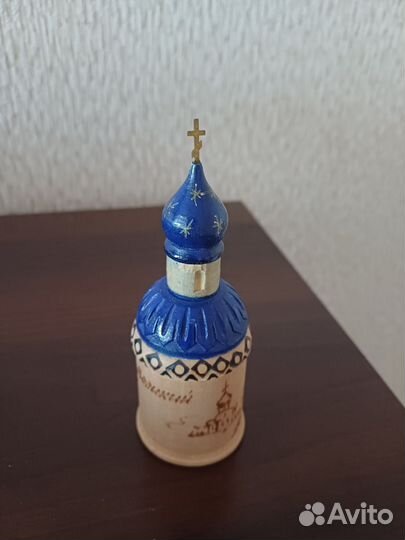 Деревянная шкатулка