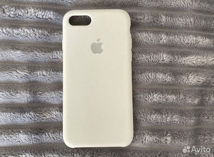 Чехол на iPhone 7
