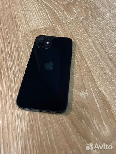 iPhone 12, 64 ГБ