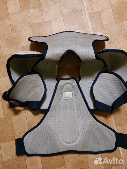 Нагрудник хоккейный взрослый