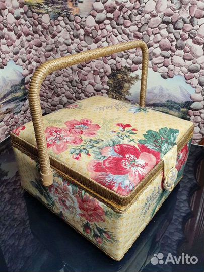 Шкатулка для рукоделия