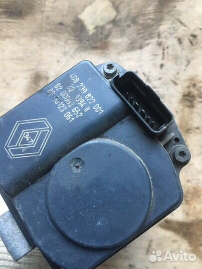 Заслонка дроссельная Рено Лагуна Renault Laguna 2