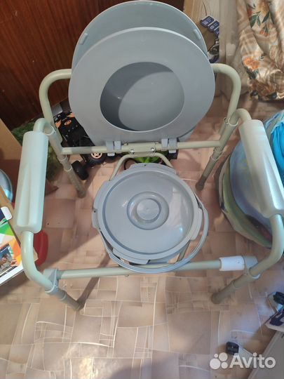 Стульчик для унитаза для больных