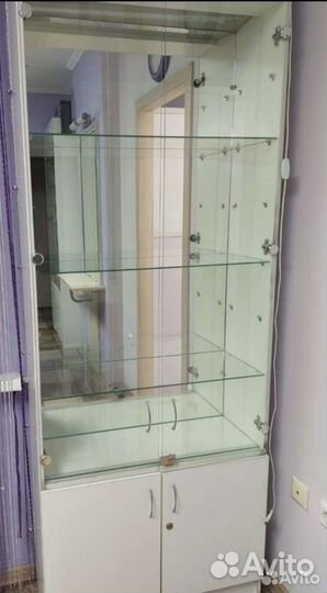 Стеклянный шкаф витрина бу