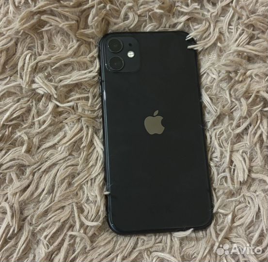 iPhone 11, 64 ГБ