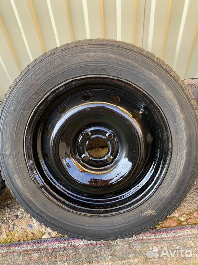 Dunlop SP Winter Ice 01 185/65 R15 88T