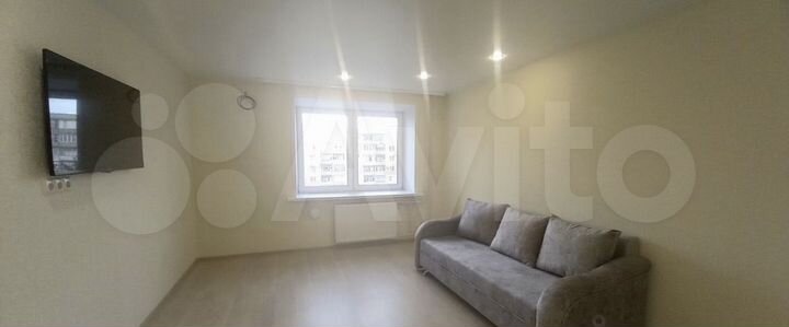 1-к. квартира, 43 м², 8/17 эт.