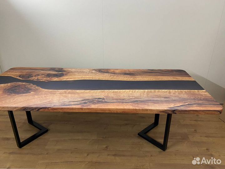 Стол кухонный 270x120 см 3.12/1.1demure J