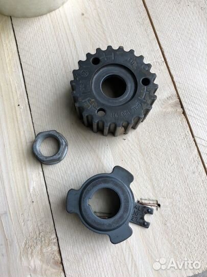 Шкив тнвд 2.0 tdi 04L130111 VW Audi