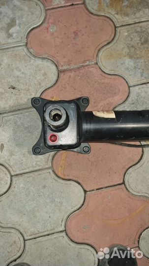 Фаркоп mercedes GL 164