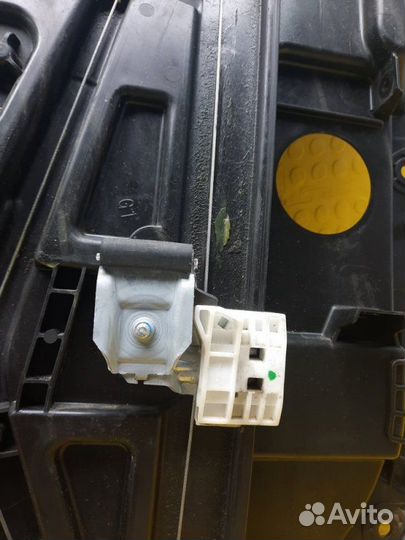 Стеклоподъемник передний левый Kia K5 G4NA 2021