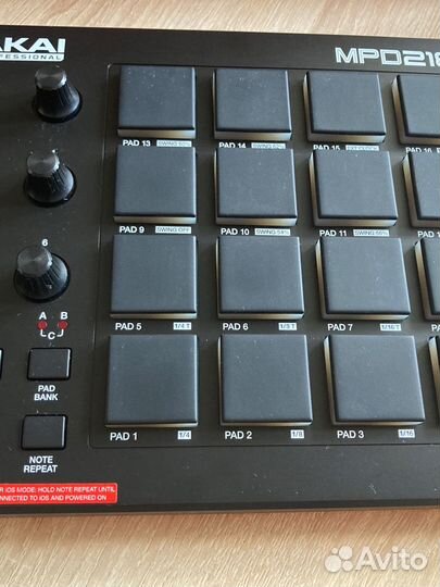 Akai mpd 218