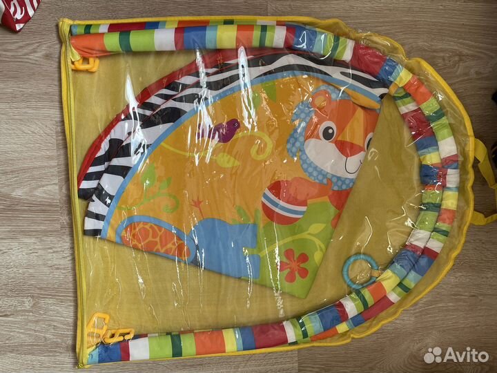 Развивающий коврик