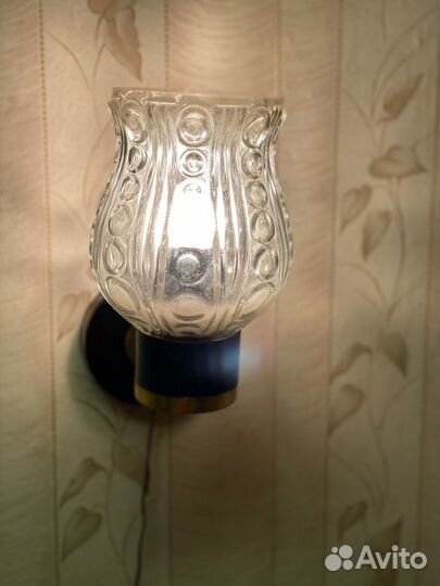 Светильник бра