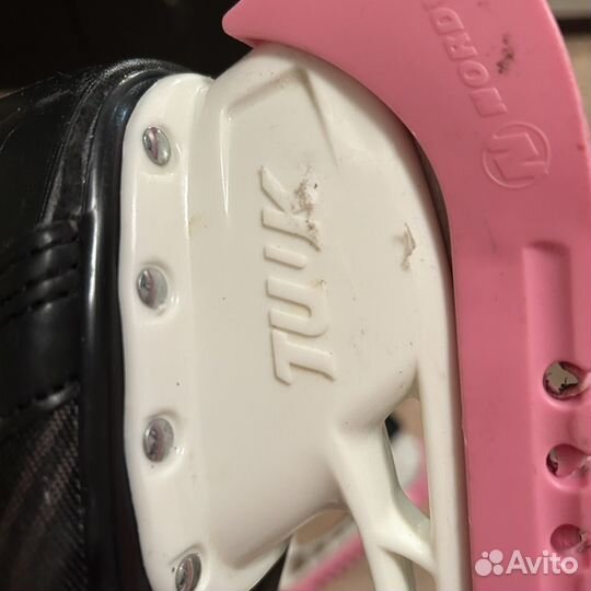 Хоккейные коньки bauer