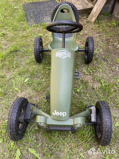 Веломобиль Berg Jeep Adventure детский