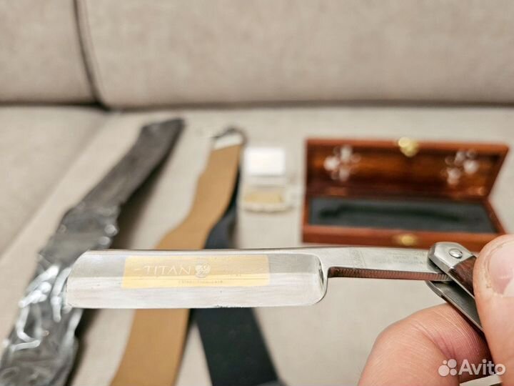 Опасная бритва Titan (Япония) Красное дерево