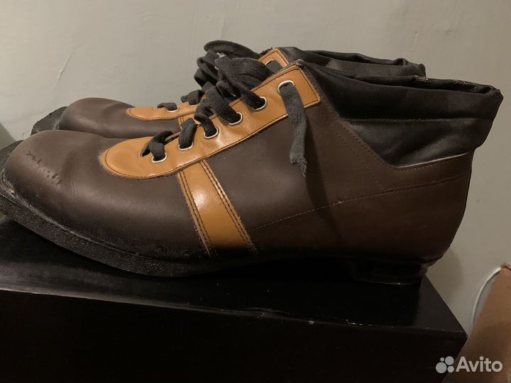 Ботинки лыжные