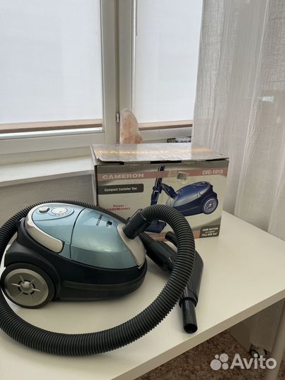 Пылесос Cameron CVC-1010