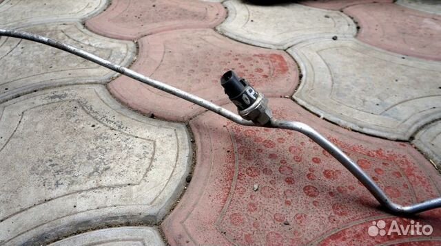 Трубка кондиционера с датчиком Subaru Forester 201