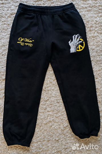 Спортивные брюки