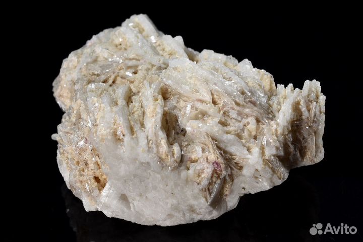 Друза кристаллов. Альбит, лепидолит. Лот №757