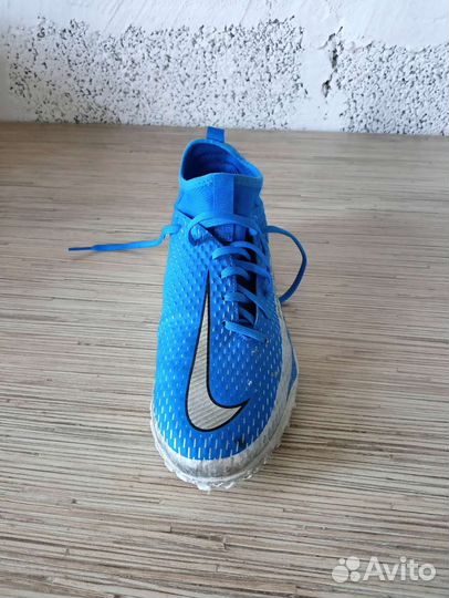 Сороконожки для футбола Найк. детские 35 размер