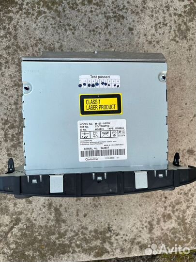 Магнитола на тойоту авенсис