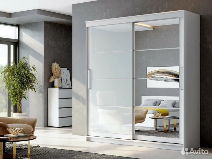 Шкаф купе белый с зеркалом