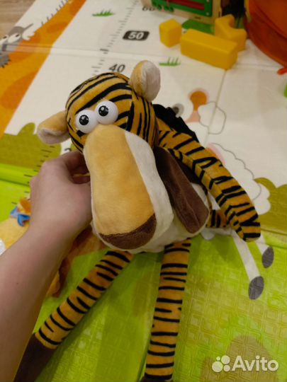 Отдам пакет игрушек