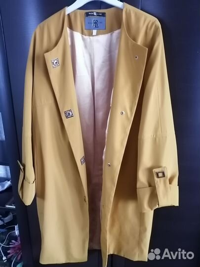 Плащ женский