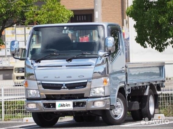 Бортовой грузовик Mitsubishi Fuso Canter, 2017