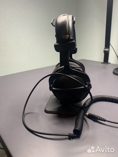 Наушники проводные